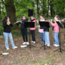 Őszi koncert az erdő tiszteletére – a zene világnapján Szanyban