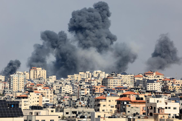 Sok halálos és sebesült izraeli áldozata van a Hamász támadásának Izraelben a mentők szerint