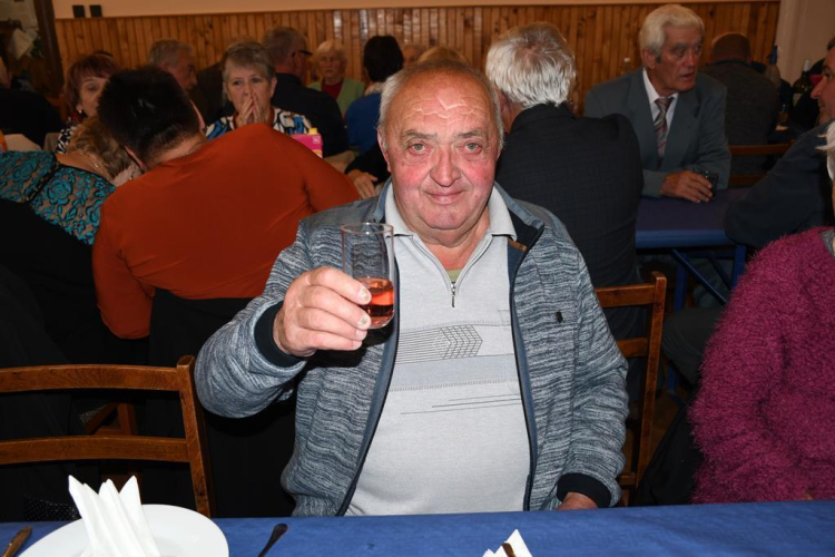 Idősek köszöntése Vág községben.