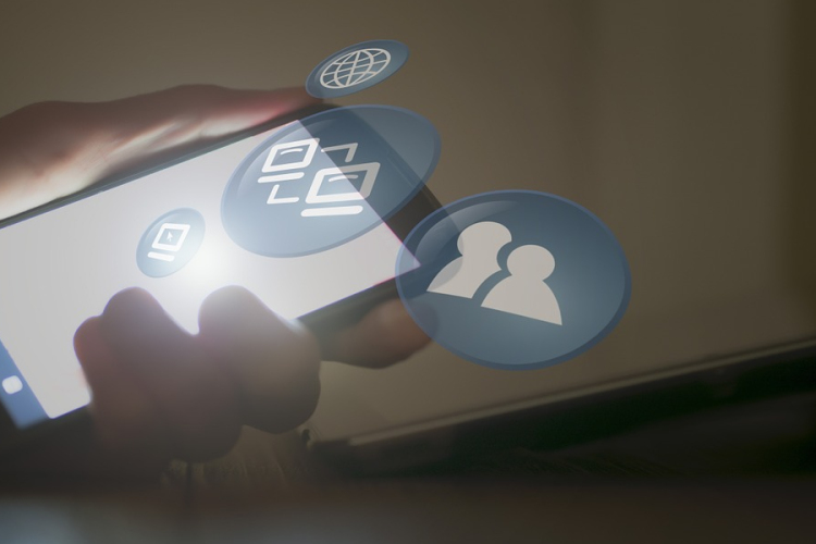 Tanuljuk az okostelefont!