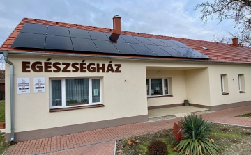 Rábatamásiban csökkentették az egészségház energiaköltségeit