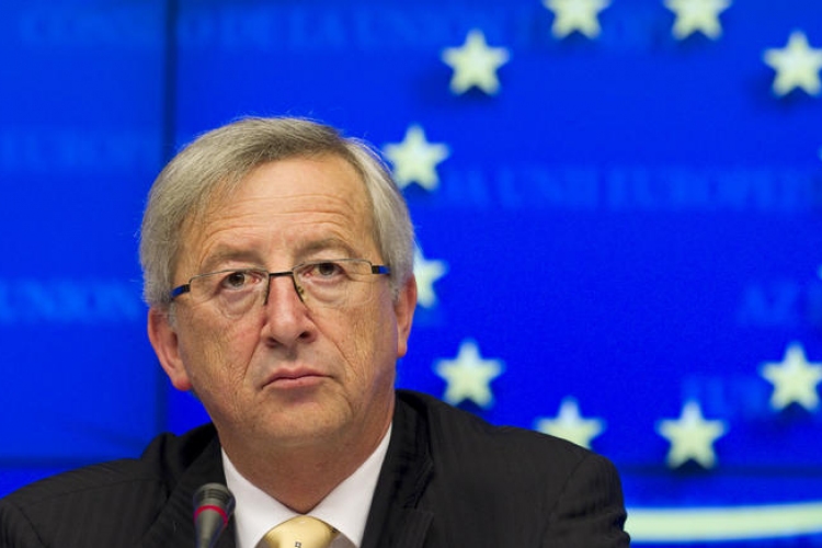 Juncker: a menekültek kizárólag törvényes úton juthatnak majd Európába