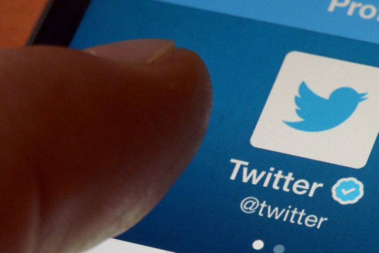Azt javasolja minisztere Trumpnak, hogy álljon le a Twitterrel