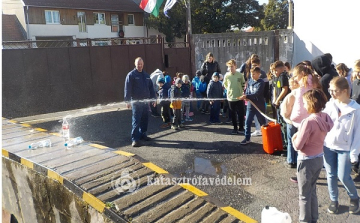 Nagy sikere volt a nyílt napnak a kapuvári tűzoltóságon