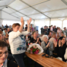 FALUNAPPAL EGYBEKÖTÖTT MAJÁLIS SZANYBAN.