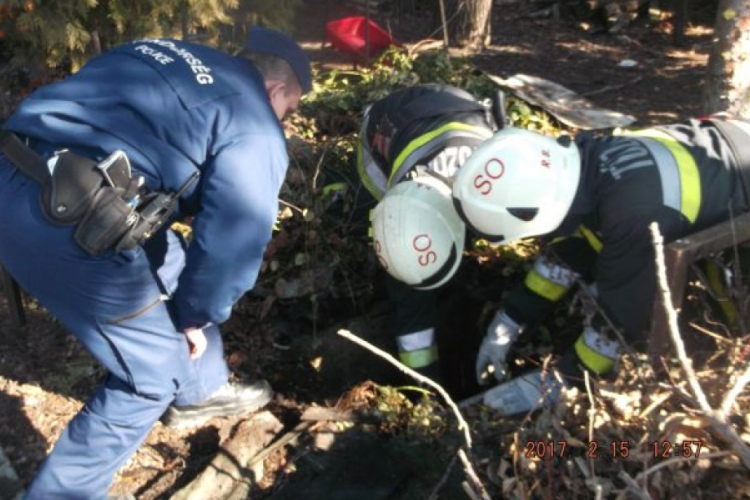 Kútba esett férfit mentettek ki