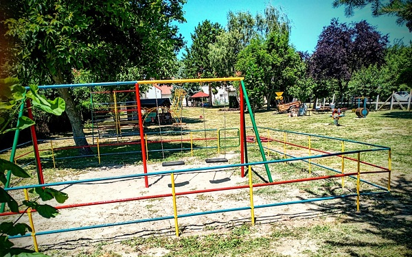 Társadalmi munkában újították fel Szilsárkányban az óvoda udvart