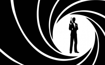Női szerző írja a James Bond-univerzum új regényeit
