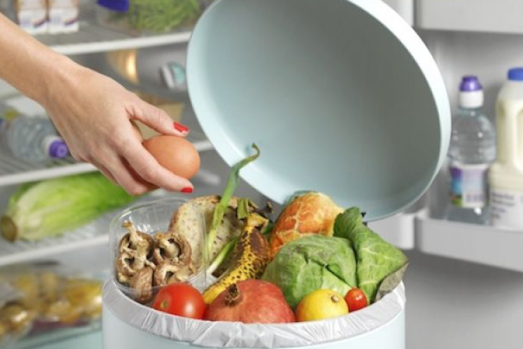 Tonna számra dobjuk ki az ételt