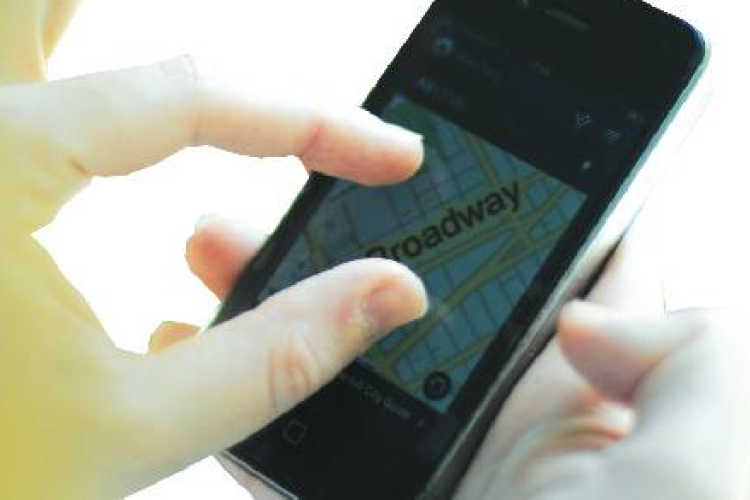 Szülőket is tanítanának a tudatos nethasználatra 