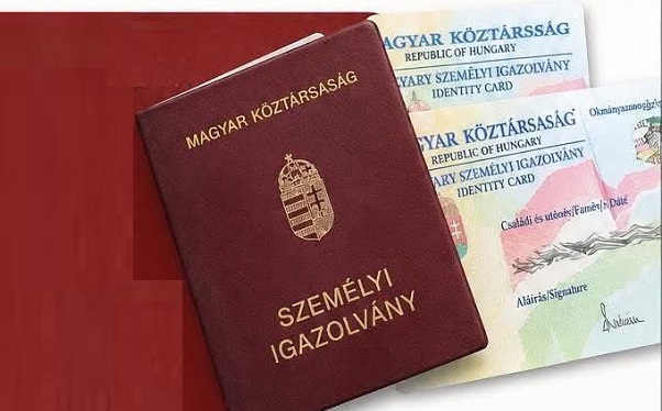 Le kell cserélni a régi típúsú személyi igazolványokat