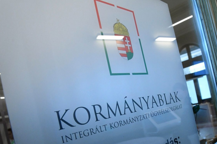 Országszerte ügyeletet tartanak a választás hétvégéjén a kormányablakok