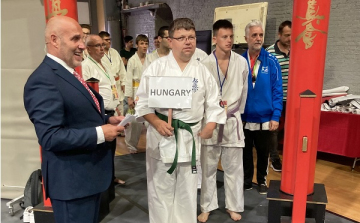 A Castrum parasportolója 4. helyezést ért el az iKarate Világkupán Antwerpenben