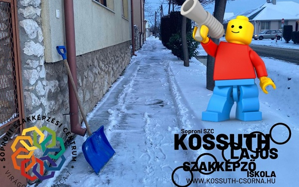 Önzetlen segítség a csornai középiskolásoktól