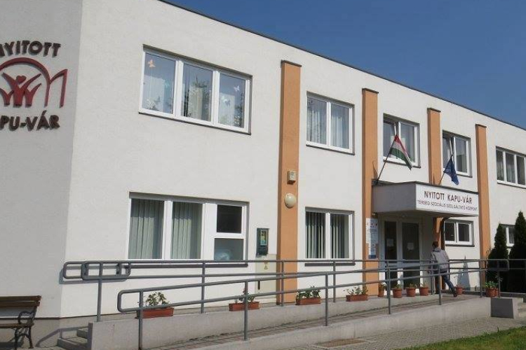 Ingyenes ruha-börze Kapuváron