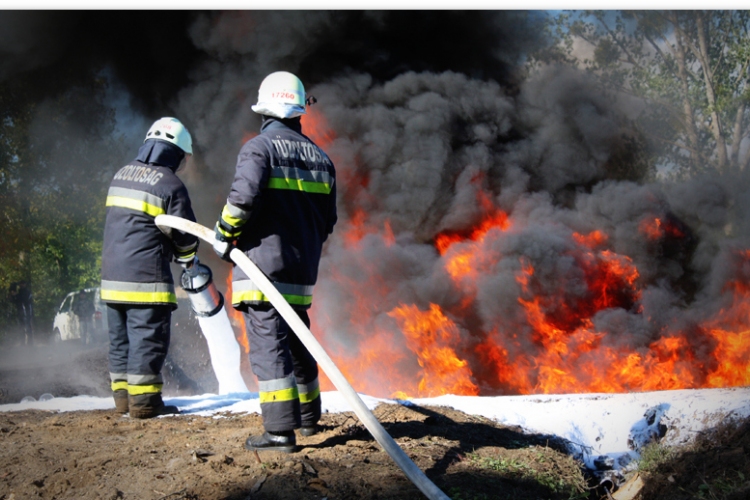 OKF: önállóan is olthat tüzet áprilistól öt önkéntes tűzoltó-egyesület