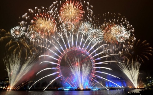 Újévi tűzijáték Londonban - ezúttal csak belépőjeggyel