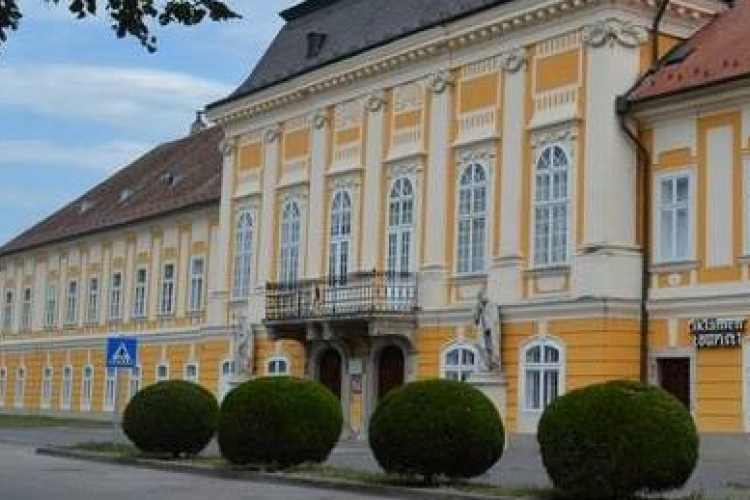 Időszaki kiállítás nyílik pénteken a Csornai Múzeumban