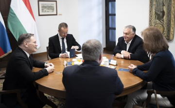 Orbán Viktor a Roszatom vezetőjével tárgyalt