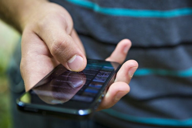 Pornográf tartalmakat küldött egy pápai zaklató