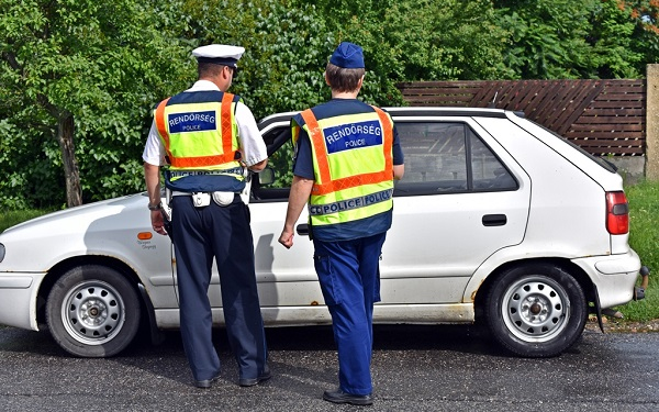 Ittas vezetőket kaptak el a rendőrök