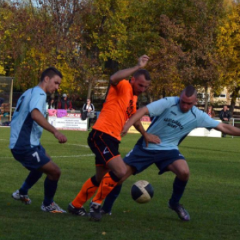 Szany-Rábaszentandrás 2:0 (1:0)megyei II. o. soproni csoport bajnoki labdarúgó mérkőzés