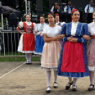 A Szanyi Bokréta Tánegyüttes szereplése a falunapon. (2023. 07. 30.)