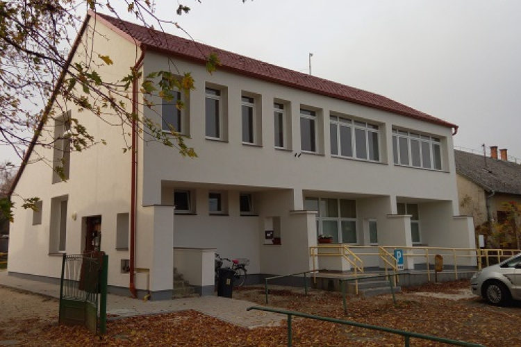 Az Európai Unió támogatásából újították fel Mihályiban a háziorvosi rendelőt
