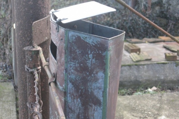 Postaládákban robbantott petárdát a 17 éves rábakecöli fiú