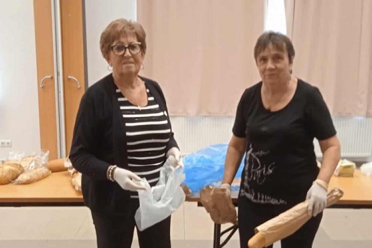 Ingyenes élelmiszer osztás Győrsövényházon