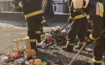 A felhalmozott hulladék életveszélyes