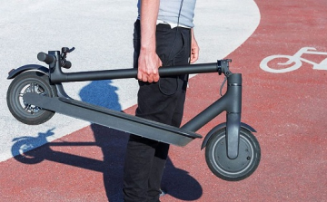 Új szabályok a rollerek vasúti szállításában 