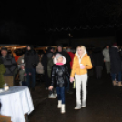 Karácsonyi vásár a szanyi templom melletti vásártéren.