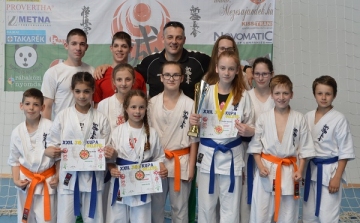 1 arany- és 2 ezüstérmet nyertek a karate OB-n a Castrum sportolói