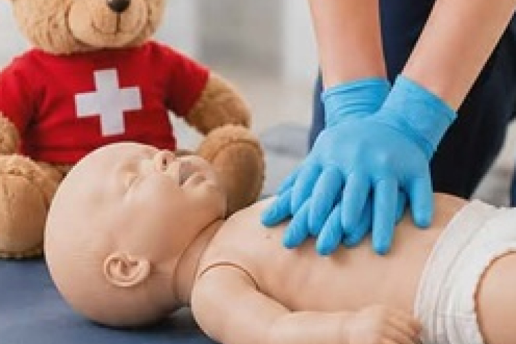 Csecsemő- és gyermek elsősegély képzés