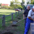 Nézőtéri ülőszékek elhelyezése a szanyi sporttelepen