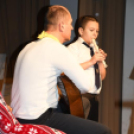 Iskolai adventi vásár a Szent Anna Katolikus Általános Iskola és Óvodában, Szanyban.