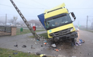 A csornai rendőrök befejezték a kónyi kamionbaleset vizsgálatát
