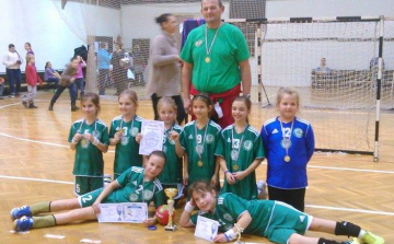 Tornagyőztes lett a HétFő KC U8-as csapata Tatabányán