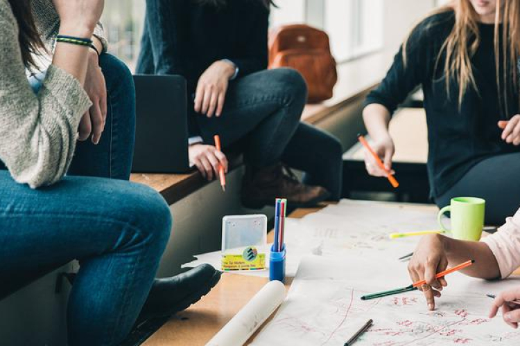 Iskolakezdési támogatás Szanyban