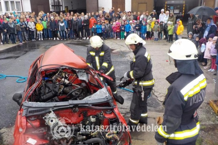 Nyílt nap a kapuvári tűzoltóságon