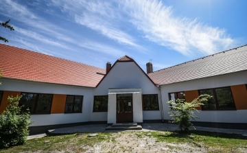 Győrsövényházon befejeződött az óvoda és az iskola felújítása