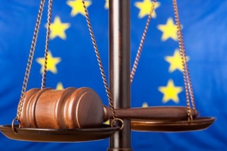 Devizahitelek - Darák: a Kúria megvárja az Európai Unió Bíróságának döntését