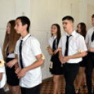 A Szent Anna Katolikus Általános Iskola és Óvoda tanévzáró ünnepélye és a 8. osztályosok ballagása Szanyban.