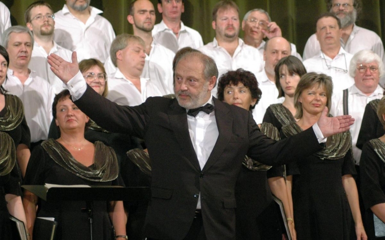 A Nemzeti Énekkar ifjúsági koncertje Csornán
