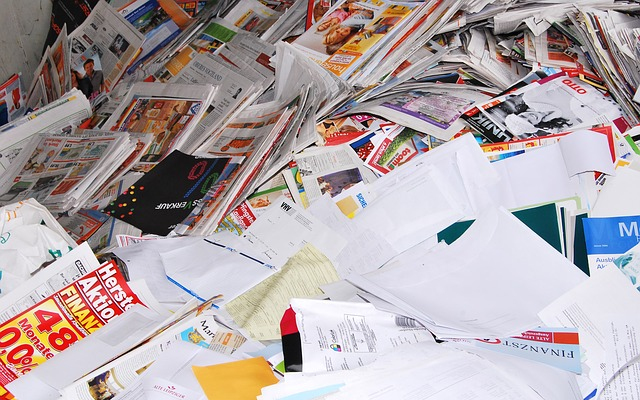 Papírt gyűjtenek a csornai Széchenyi iskolások