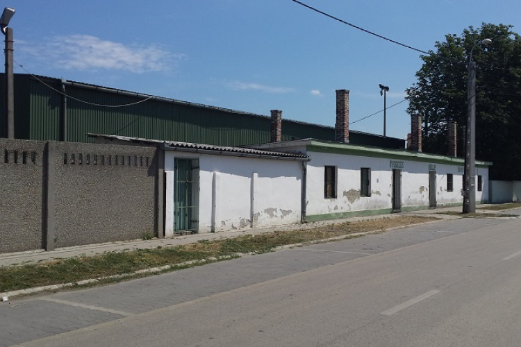 Eredménytelen pályázatok után tovább keresik a bérlőket
