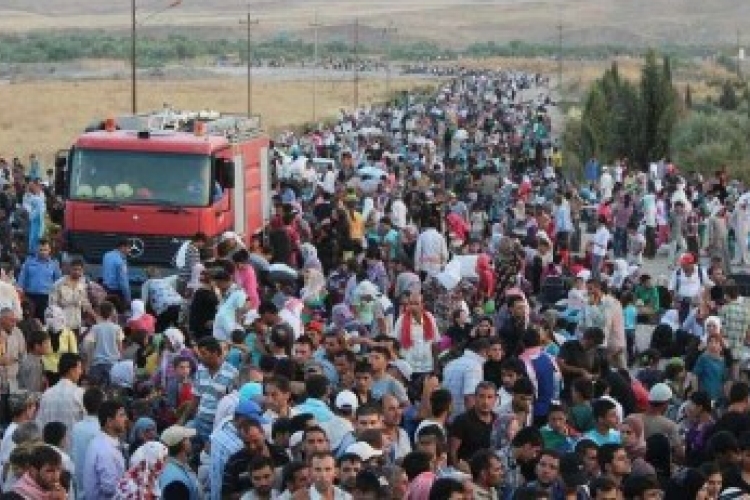  Illegális bevándorlás - Joachim Gauck: Németország sokkal nagyobb menekülthullámokkal is megküzdött már