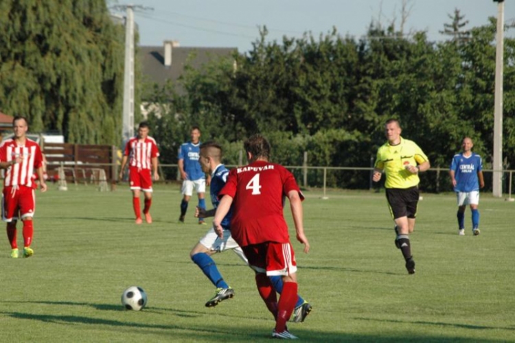 Szany-Kapuvár 0:1 (0:1) megyei I. o. bajnoki labdarúgó mérkőzés