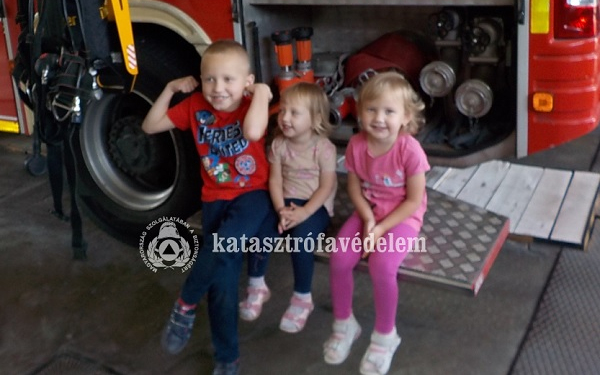 Idén is kinyíltak a szertárkapuk gyermeknapon